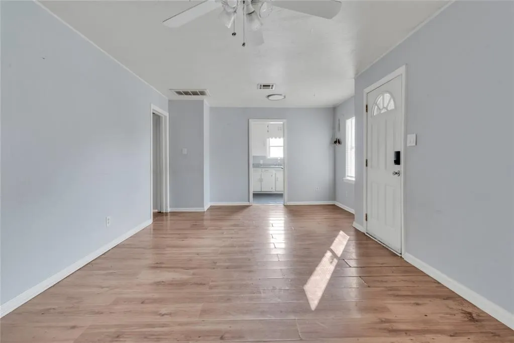 Photo 6 — 1113 N Redbud Drive, Oklahoma City, OK 73110