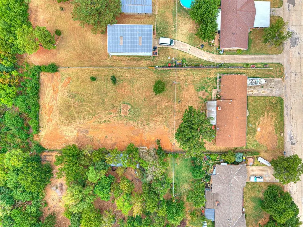 Photo 8 — 907 Oak Park Drive, Choctaw, OK 73020