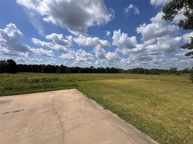 Photo 4 — 2249 Boren Boulevard, Seminole, OK 74868