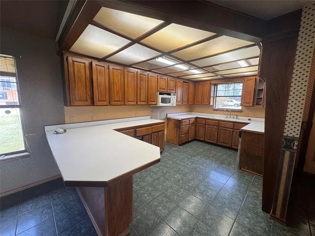Photo 8 — 2249 Boren Boulevard, Seminole, OK 74868