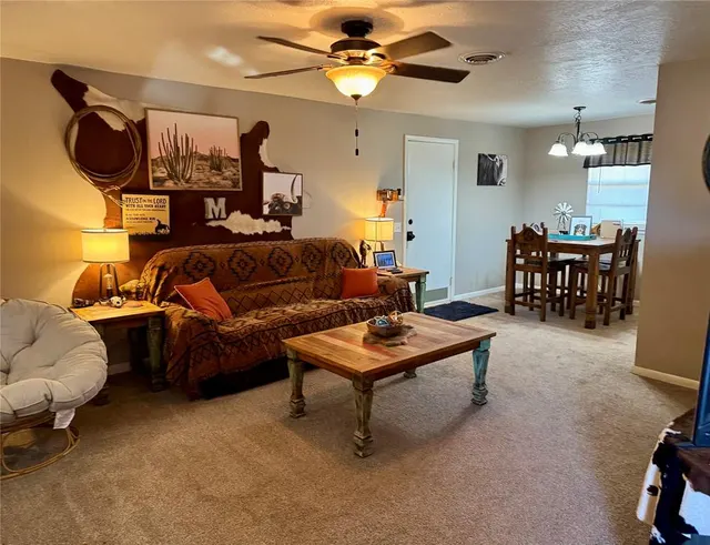 Photo 3 — 901 E Kee Street, Weatherford, OK 73096