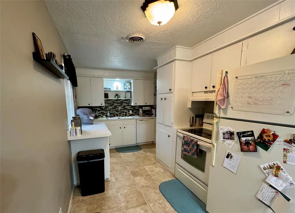 Photo 12 — 901 E Kee Street, Weatherford, OK 73096