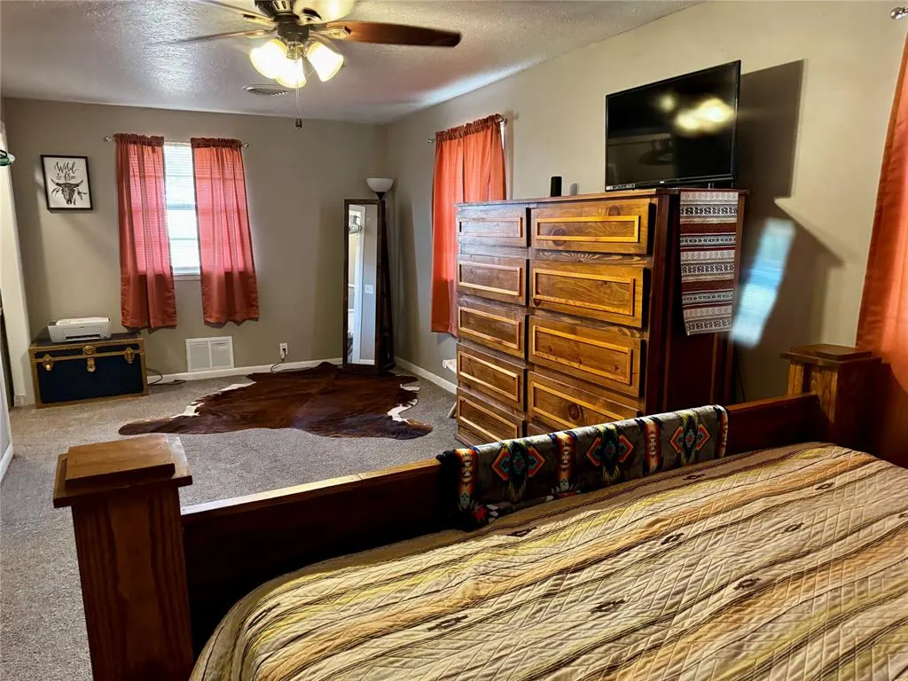 Photo 28 — 901 E Kee Street, Weatherford, OK 73096