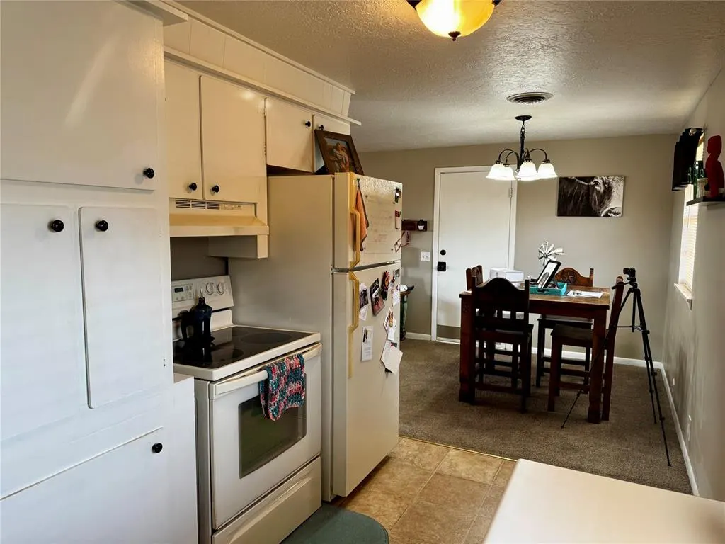 Photo 33 — 901 E Kee Street, Weatherford, OK 73096