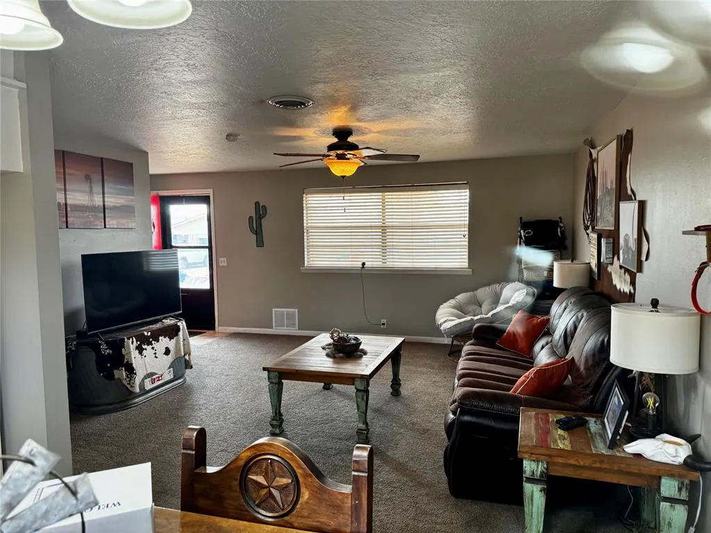 Photo 35 — 901 E Kee Street, Weatherford, OK 73096