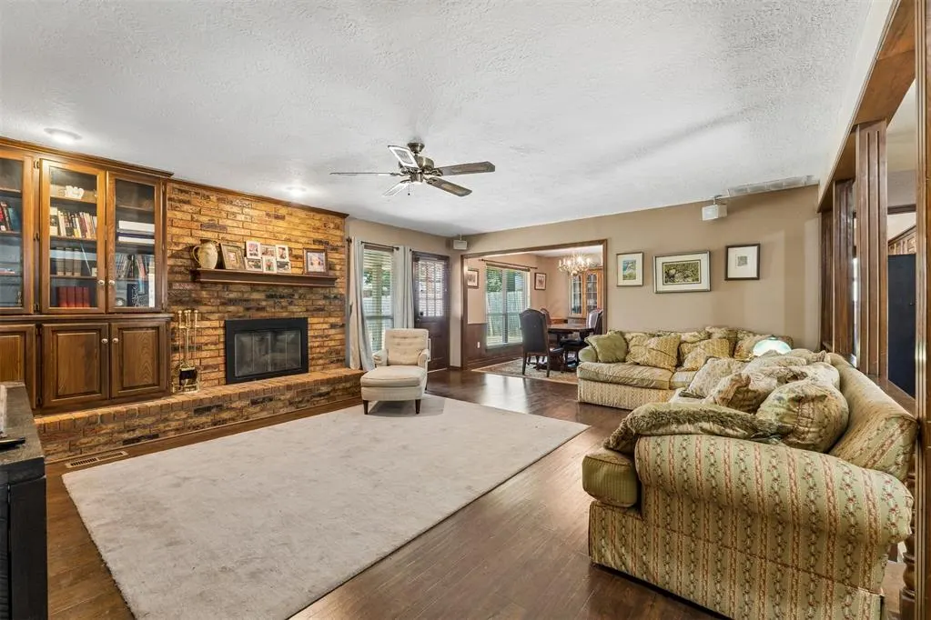 Photo 11 — 404 Willow Branch Road, Norman, OK 73072