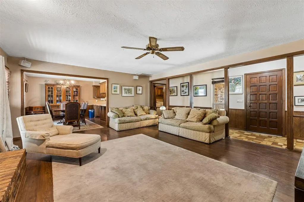 Photo 12 — 404 Willow Branch Road, Norman, OK 73072