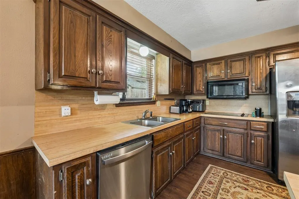 Photo 16 — 404 Willow Branch Road, Norman, OK 73072