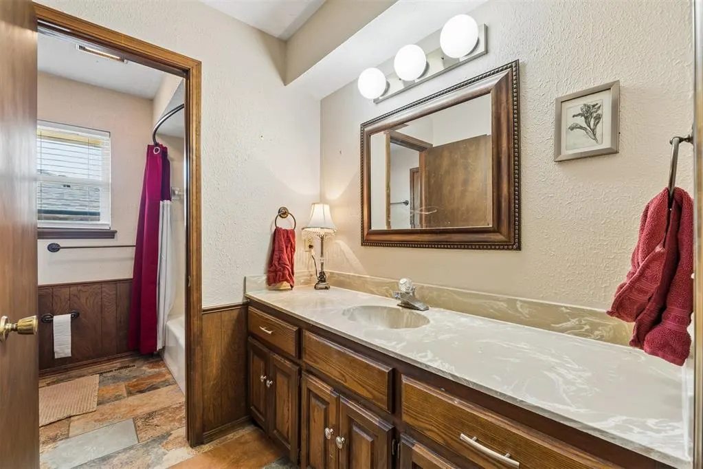 Photo 31 — 404 Willow Branch Road, Norman, OK 73072