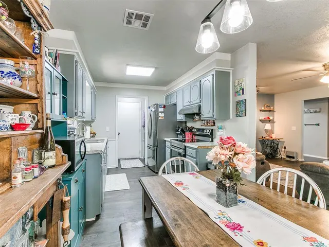 Photo 8 — 392 Echo Lane, Harrah, OK 73045