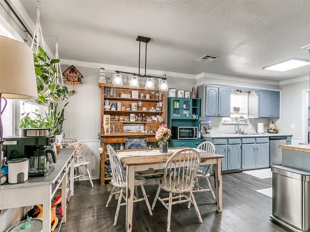 Photo 5 — 392 Echo Lane, Harrah, OK 73045
