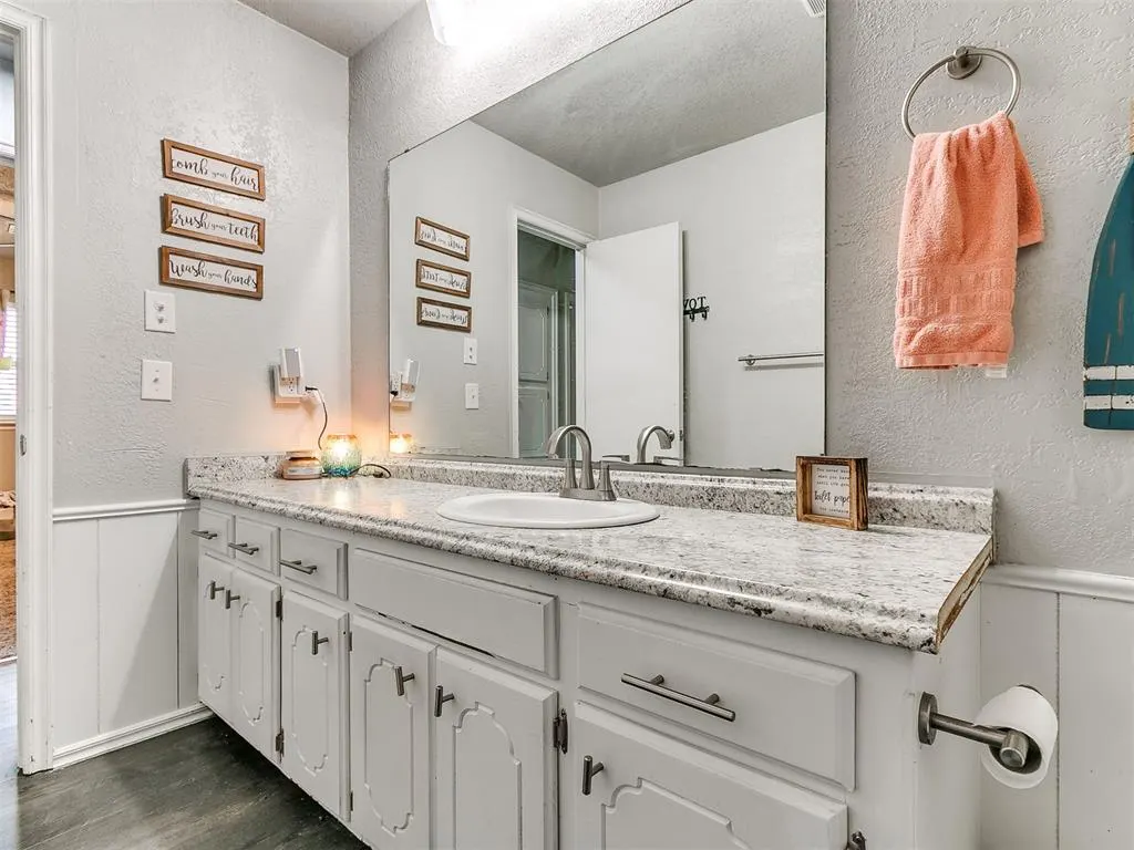 Photo 29 — 392 Echo Lane, Harrah, OK 73045