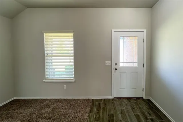 Photo 3 — 412 Nathan Way, Yukon, OK 73099
