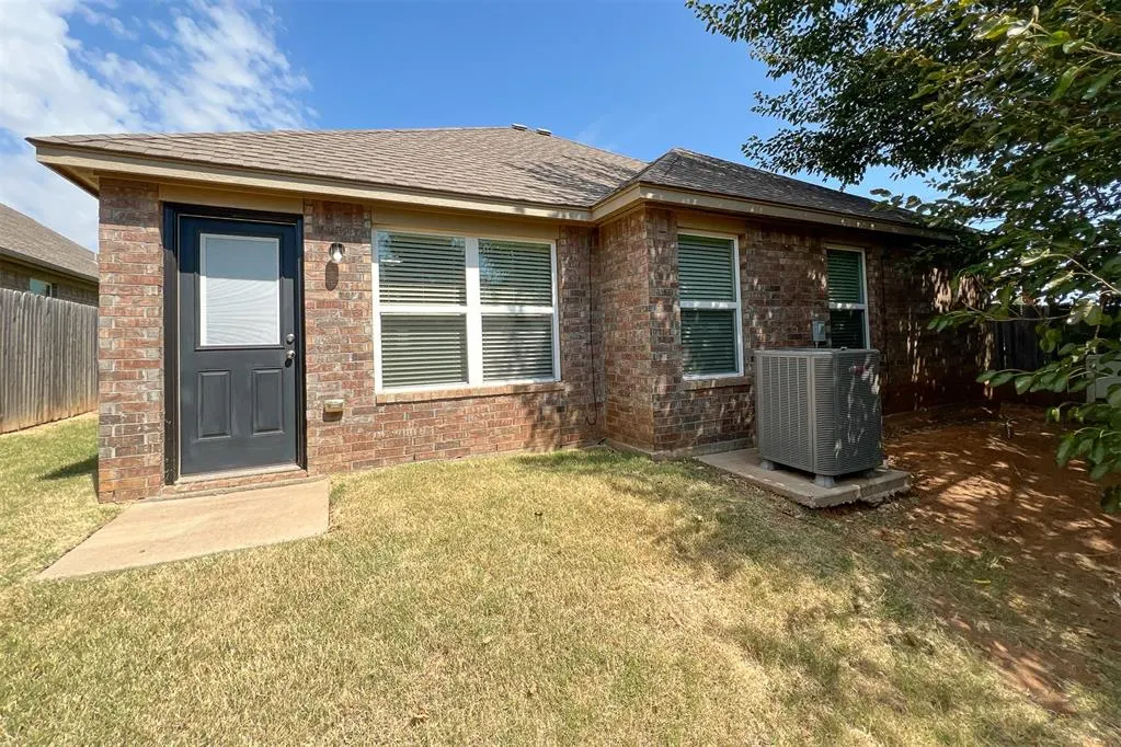 Photo 31 — 412 Nathan Way, Yukon, OK 73099