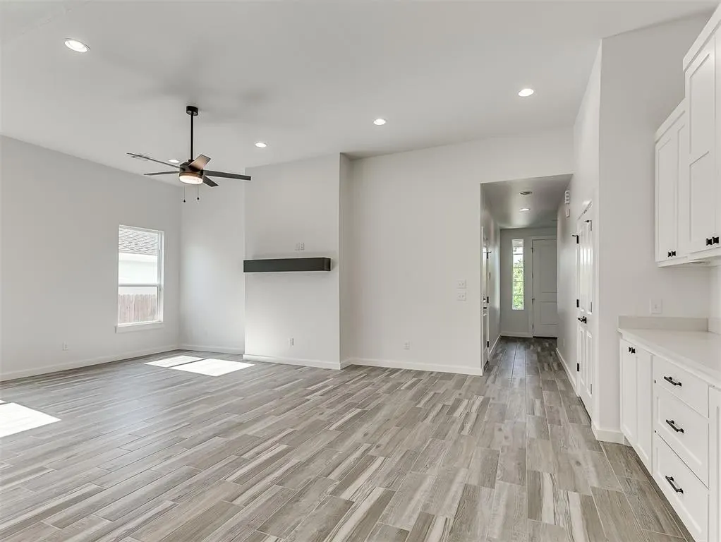 Photo 11 — 722 E Grant Avenue, Guthrie, OK 73044