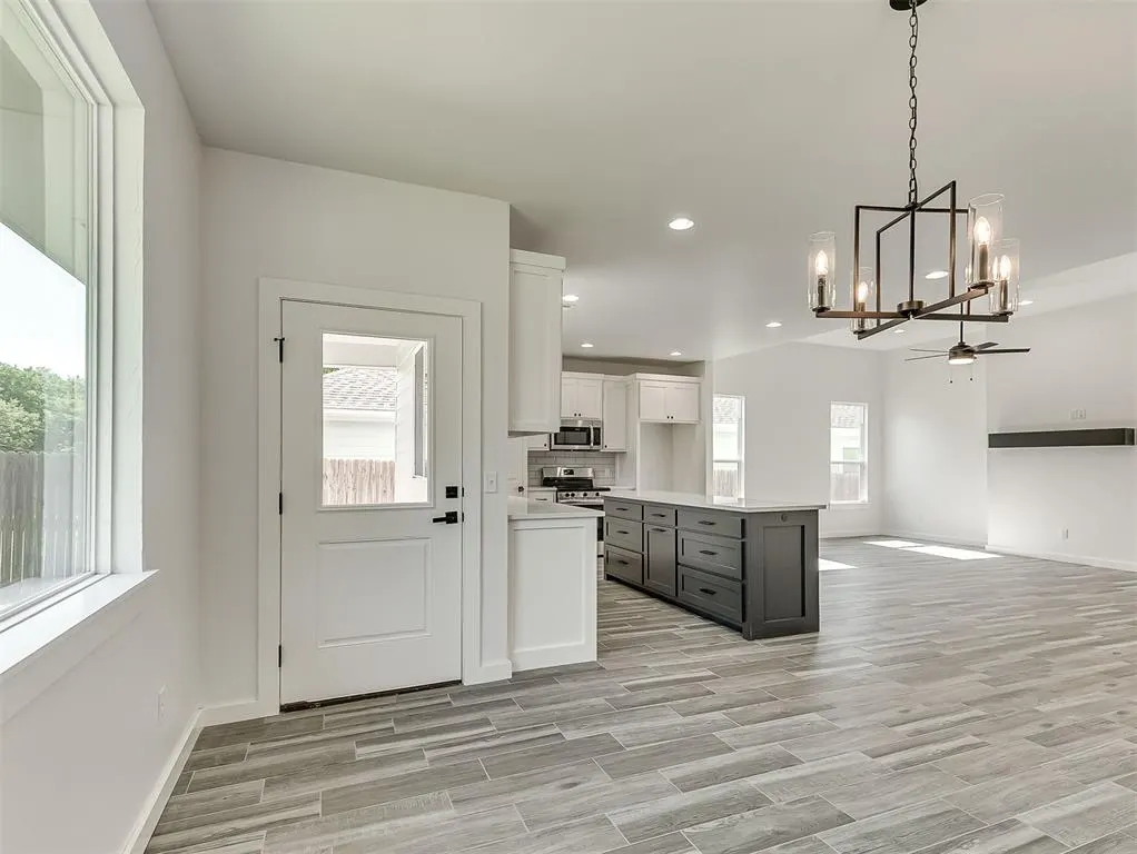 Photo 23 — 722 E Grant Avenue, Guthrie, OK 73044