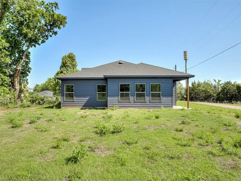 Photo 42 — 1925 E Springer Avenue, Guthrie, OK 73044