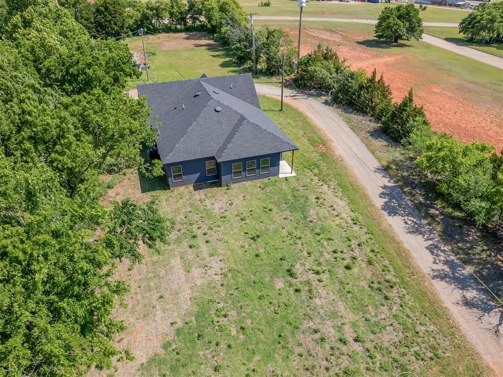 Photo 46 — 1925 E Springer Avenue, Guthrie, OK 73044