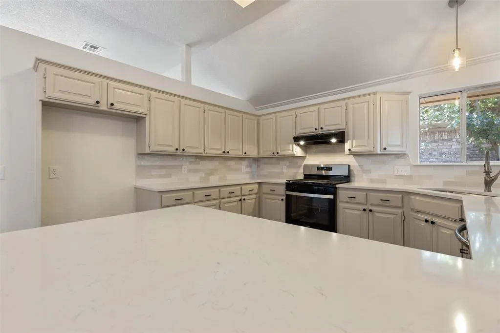 Photo 14 — 1416 Bonnybrook Street, Norman, OK 73071