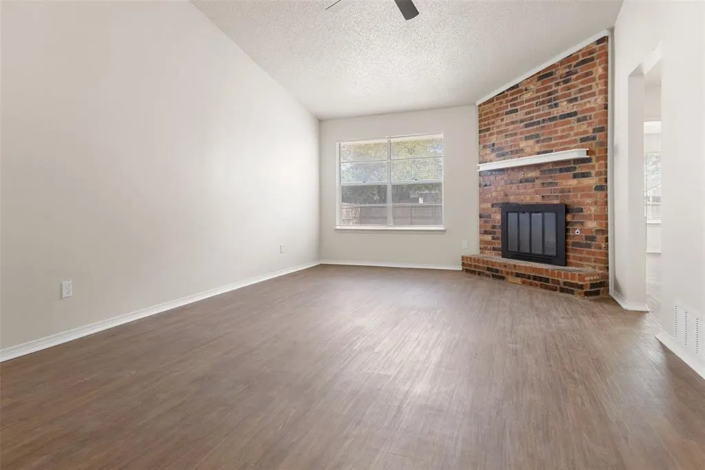 Photo 3 — 1104 Juno Circle, Edmond, OK 73003