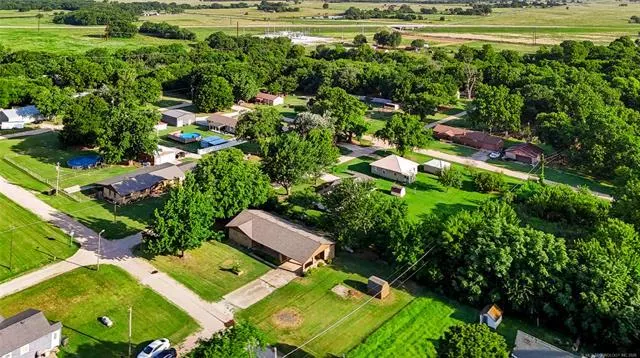 Photo 47 — 130 W Gist Avenue, Roff, OK 74820