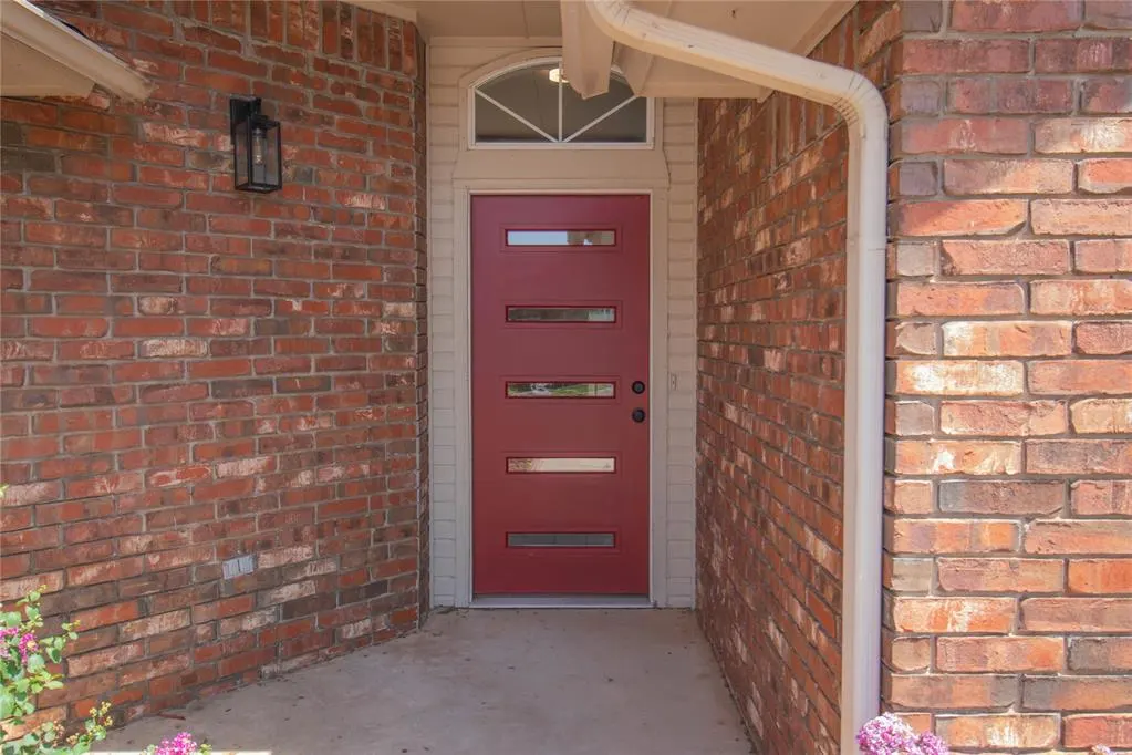 Photo 2 — 525 NW 171st Terrace, Edmond, OK 73012