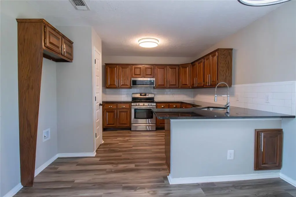 Photo 6 — 525 NW 171st Terrace, Edmond, OK 73012