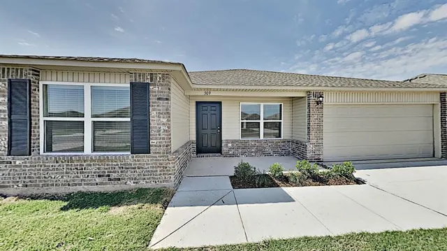 Photo 2 — 309 Blue Drive, Newcastle, OK 73065