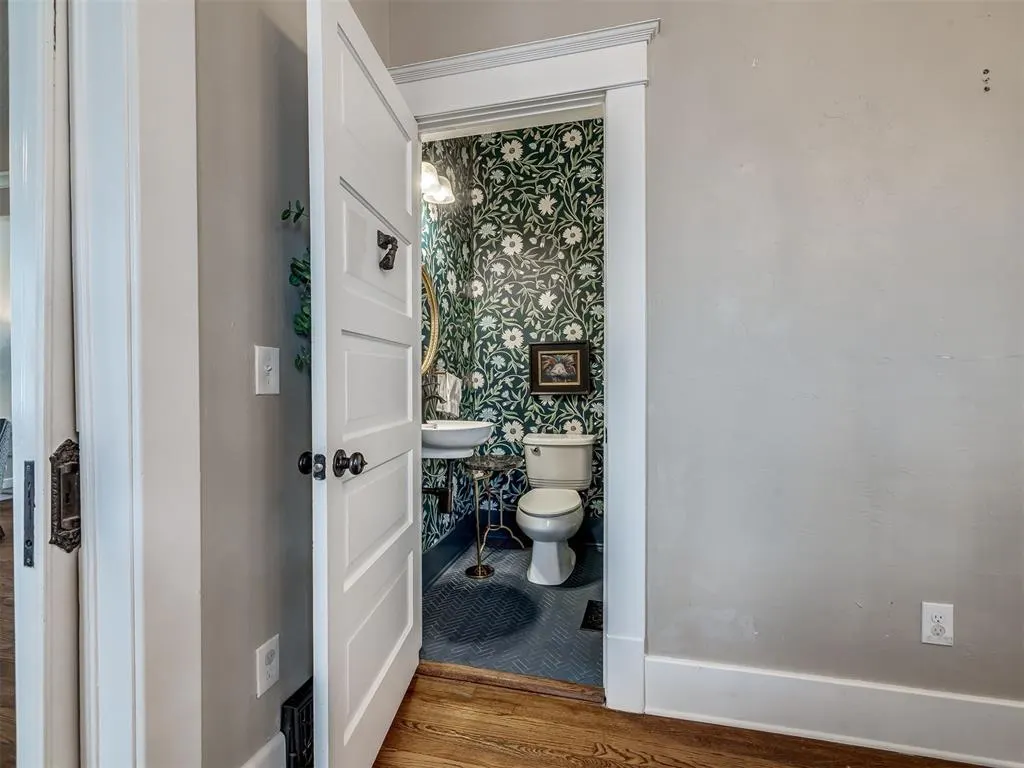 Photo 12 — 814 NW 17th Street, Oklahoma City, OK 73106