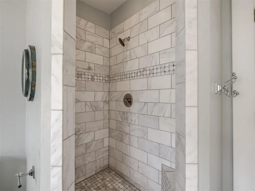Photo 21 — 814 NW 17th Street, Oklahoma City, OK 73106