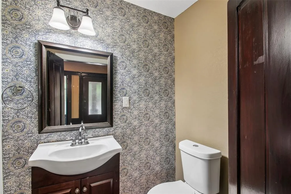 Photo 13 — 537 S Miles Avenue, El Reno, OK 73036