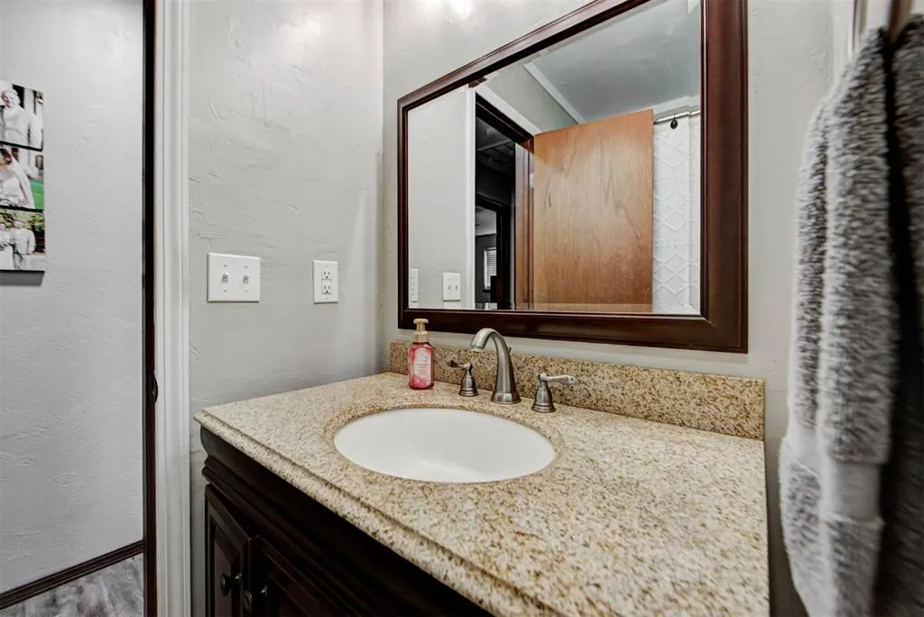 Photo 40 — 201 Holbrook Drive, El Reno, OK 73036