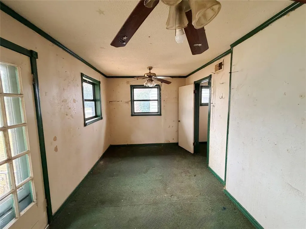 Photo 9 — 400 E Wade Street, El Reno, OK 73036