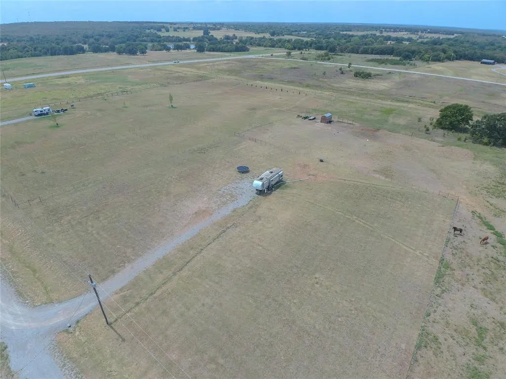 Photo 5 — 143 Prosper Drive, Hennepin, OK 73444