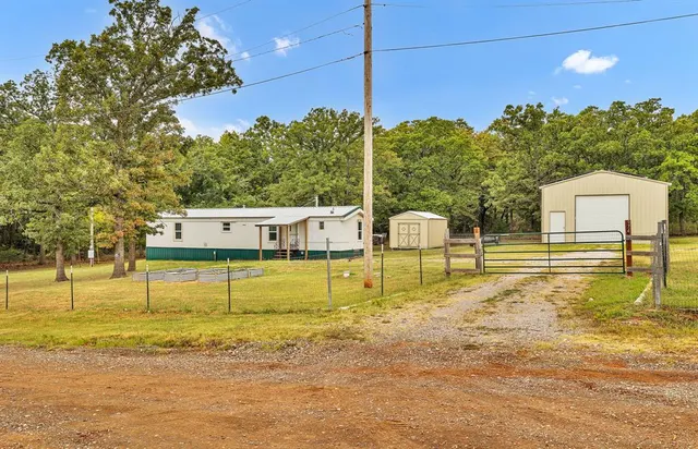 Front exterior — 974 Bailey Lane, Norman, OK 73026