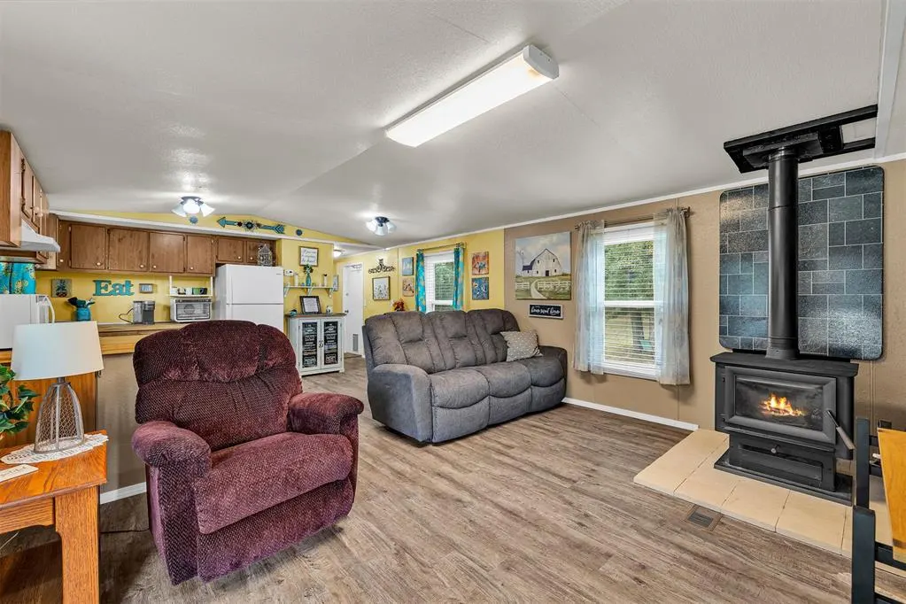 Photo 5 — 974 Bailey Lane, Norman, OK 73026