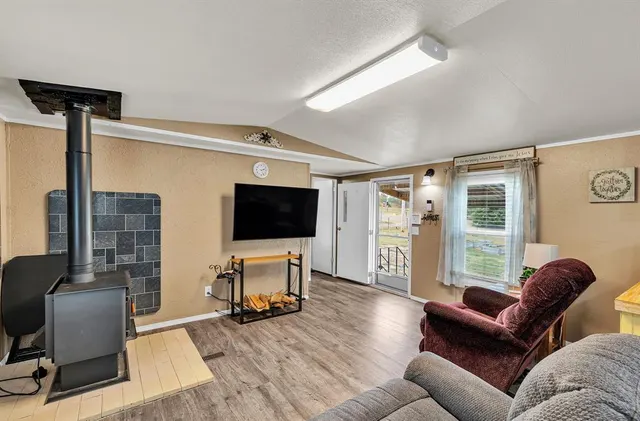 Photo 7 — 974 Bailey Lane, Norman, OK 73026