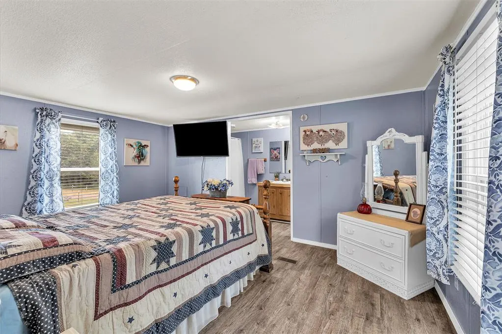 Photo 13 — 974 Bailey Lane, Norman, OK 73026