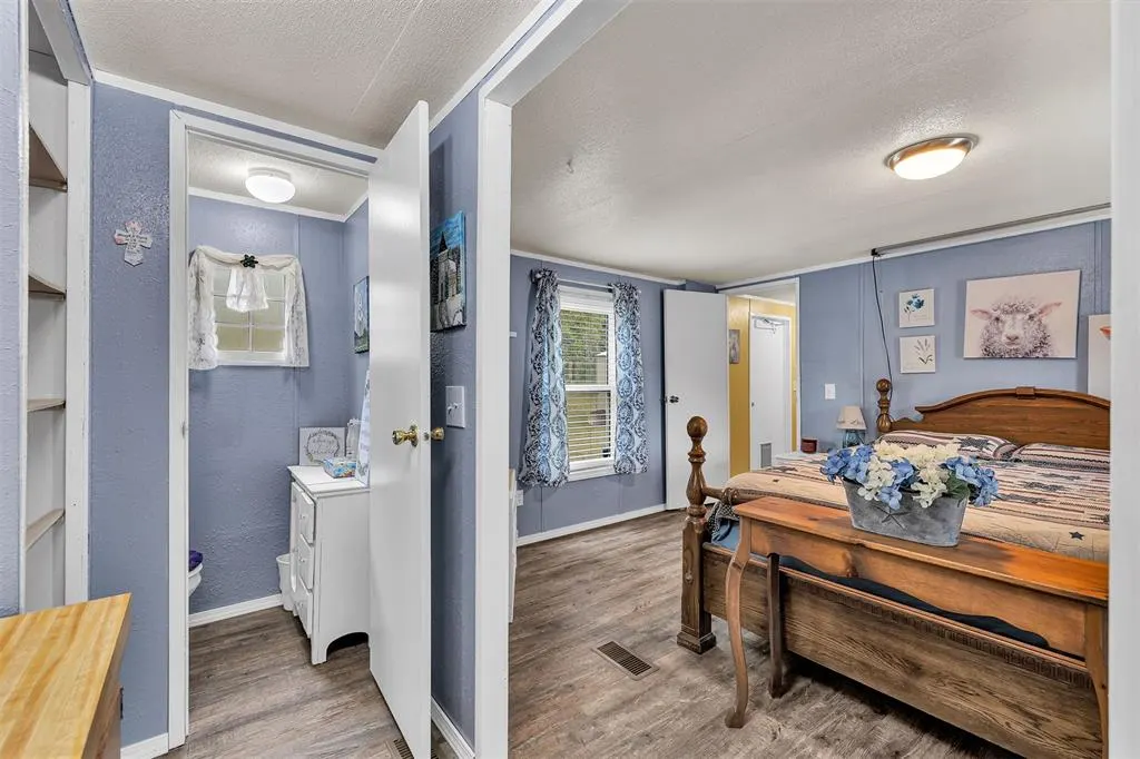 Photo 15 — 974 Bailey Lane, Norman, OK 73026