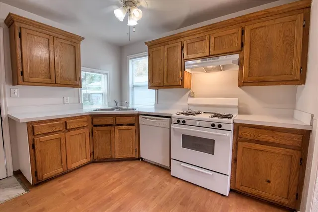Photo 2 — 414 Reed Place, Oklahoma City, OK 73110