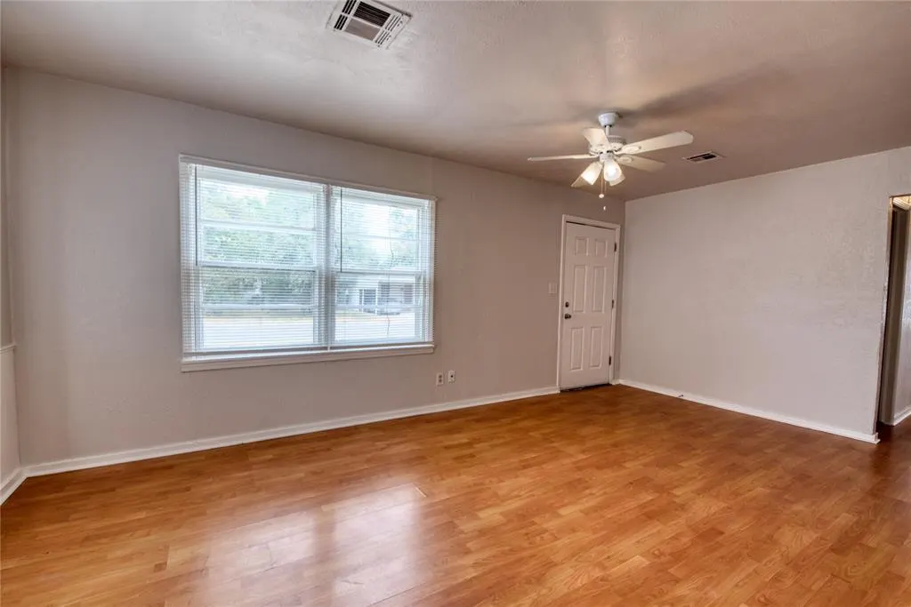 Photo 6 — 414 Reed Place, Oklahoma City, OK 73110