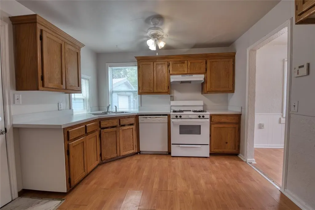 Photo 12 — 414 Reed Place, Oklahoma City, OK 73110