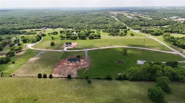 Photo 10 — 14021 County Road 1567, Ada, OK 74820