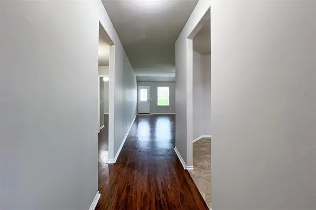 Photo 3 — 2901 Cider Mill Lane, Yukon, OK 73099