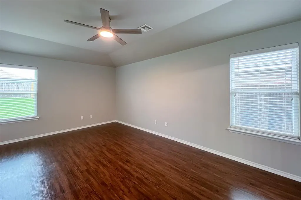 Photo 10 — 2901 Cider Mill Lane, Yukon, OK 73099
