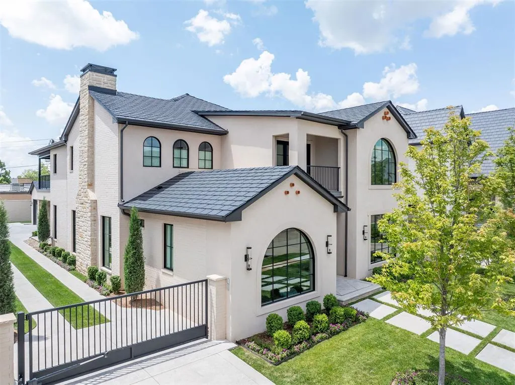 Photo 3 — 1112 Cumberland Court, Nichols Hills, OK 73116
