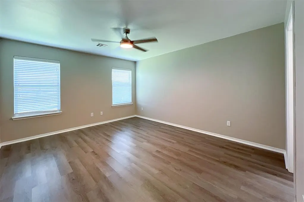 Photo 12 — 2928 Cider Mill Lane, Yukon, OK 73099