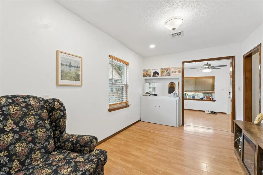 Photo 16 — 1143 NE Grand Boulevard, Oklahoma City, OK 73117