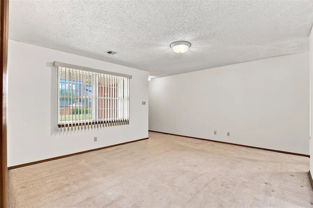 Photo 9 — 4107 N Chapman, Shawnee, OK 74804