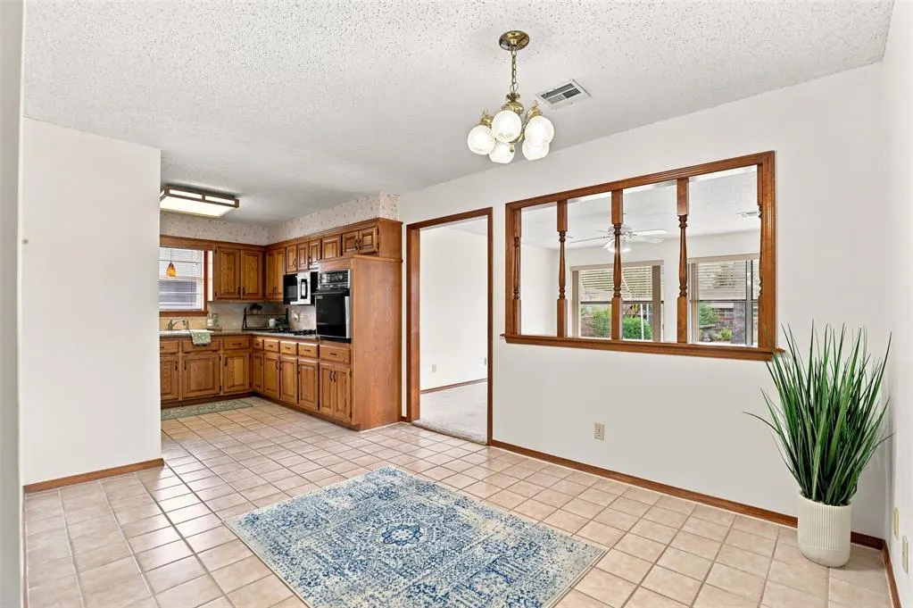 Photo 11 — 4107 N Chapman, Shawnee, OK 74804